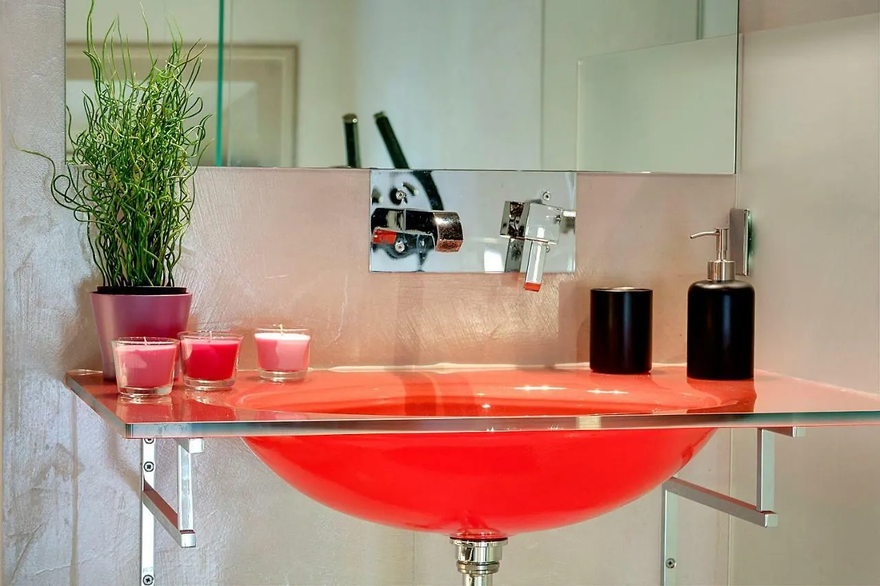 Crystal Suite Firenze 0*,  Italien